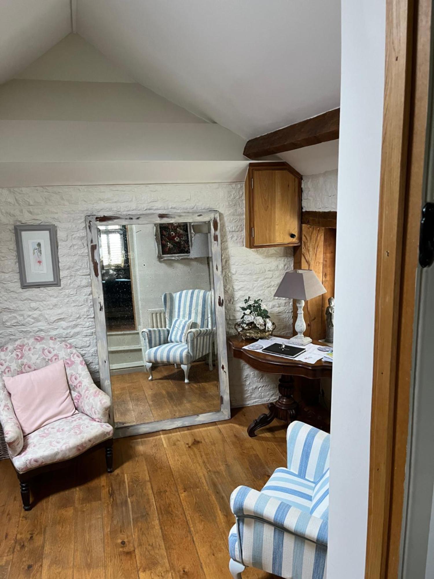 3 Bedroom 5* Barn Conversion Cotswolds チッピング・ノートン エクステリア 写真